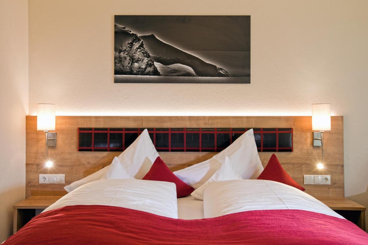 Hotel Truyenhof Ried im Oberinntal Exteriör bild