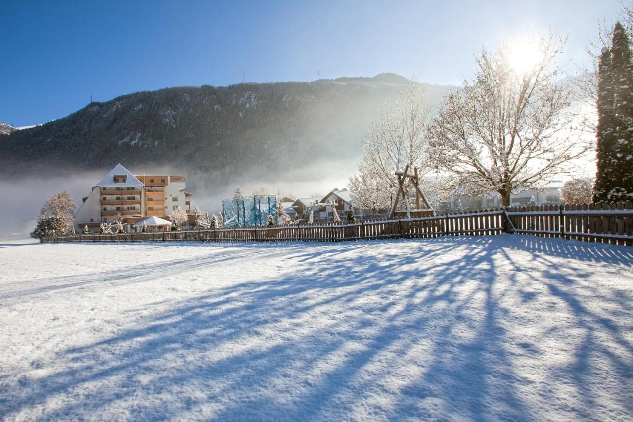 Hotel Truyenhof Ried im Oberinntal Exteriör bild