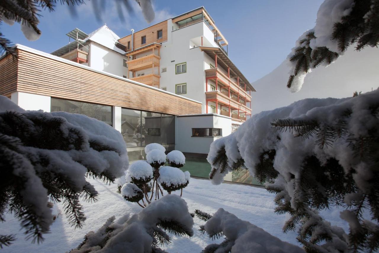 Hotel Truyenhof Ried im Oberinntal Exteriör bild