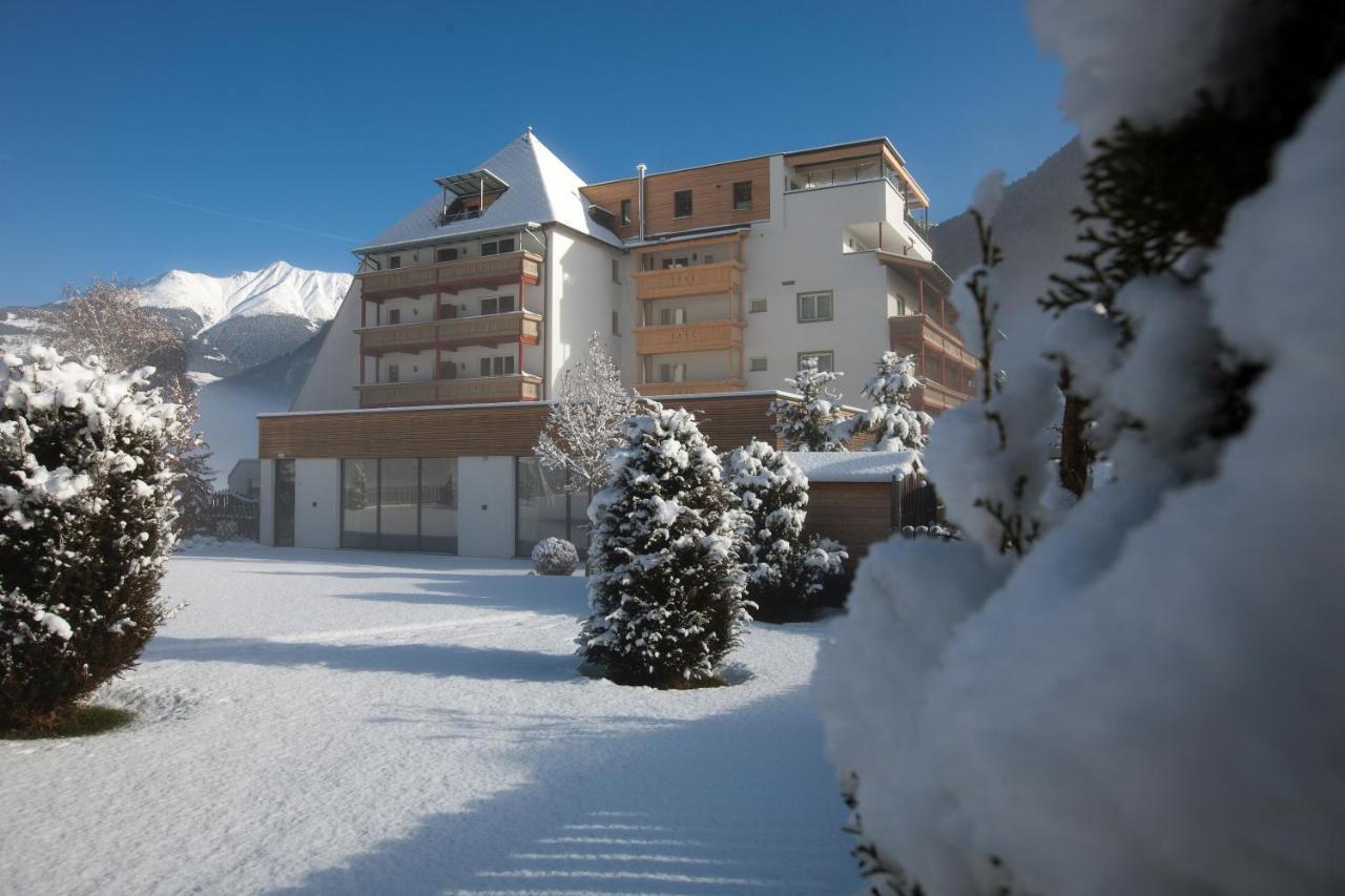 Hotel Truyenhof Ried im Oberinntal Exteriör bild