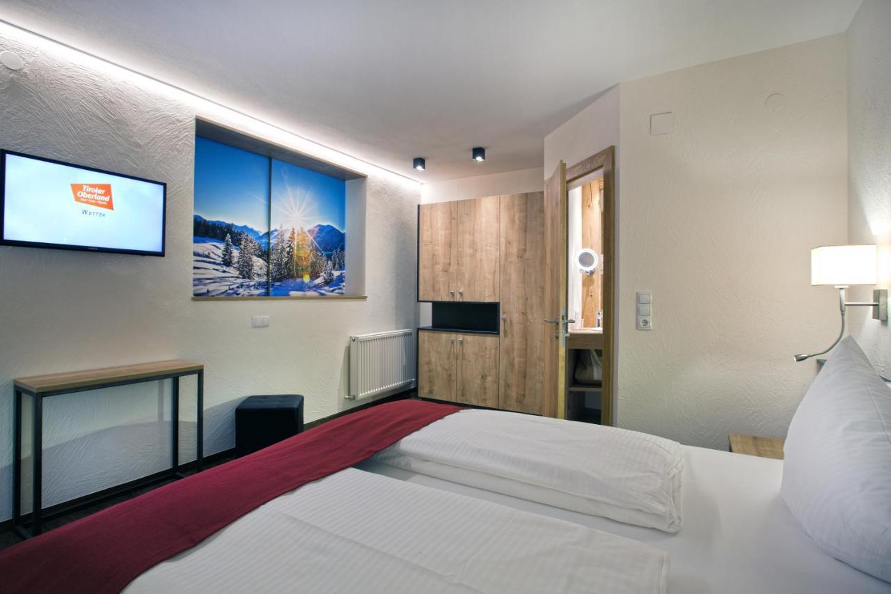 Hotel Truyenhof Ried im Oberinntal Exteriör bild